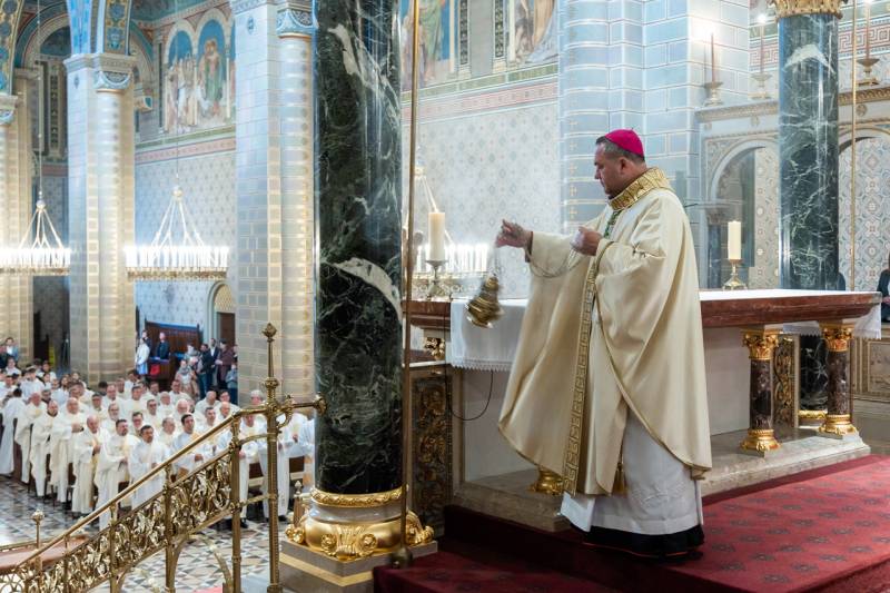 2024_03_28_olajszentelesi szentmise_28.jpg